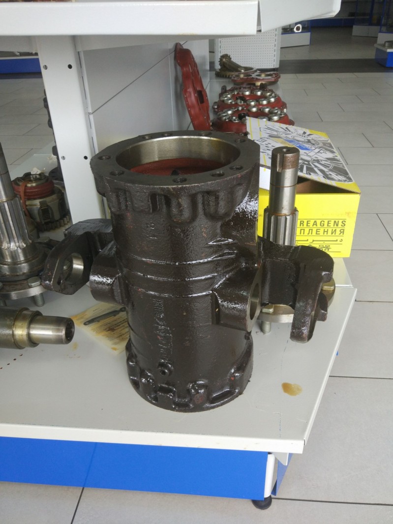 Корпус перед. ведущ. моста под дозат.(центр часть) — 1