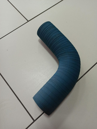 Патрубок радиатора нижний МТЗ-82 (синий)