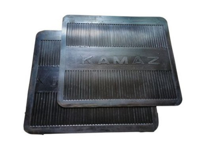 Брызговик широкий задний 