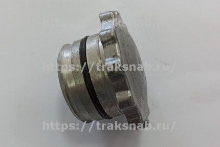 Крышка маслозаливной горловины Д-240 в сб. с кольц — 1